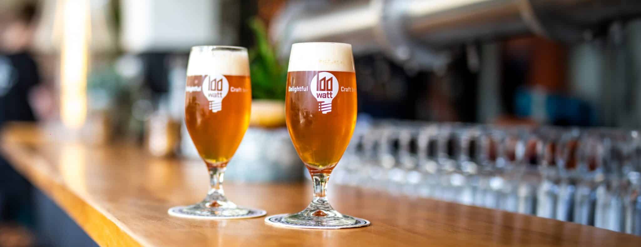 2 100 watt biertjes in Horeca